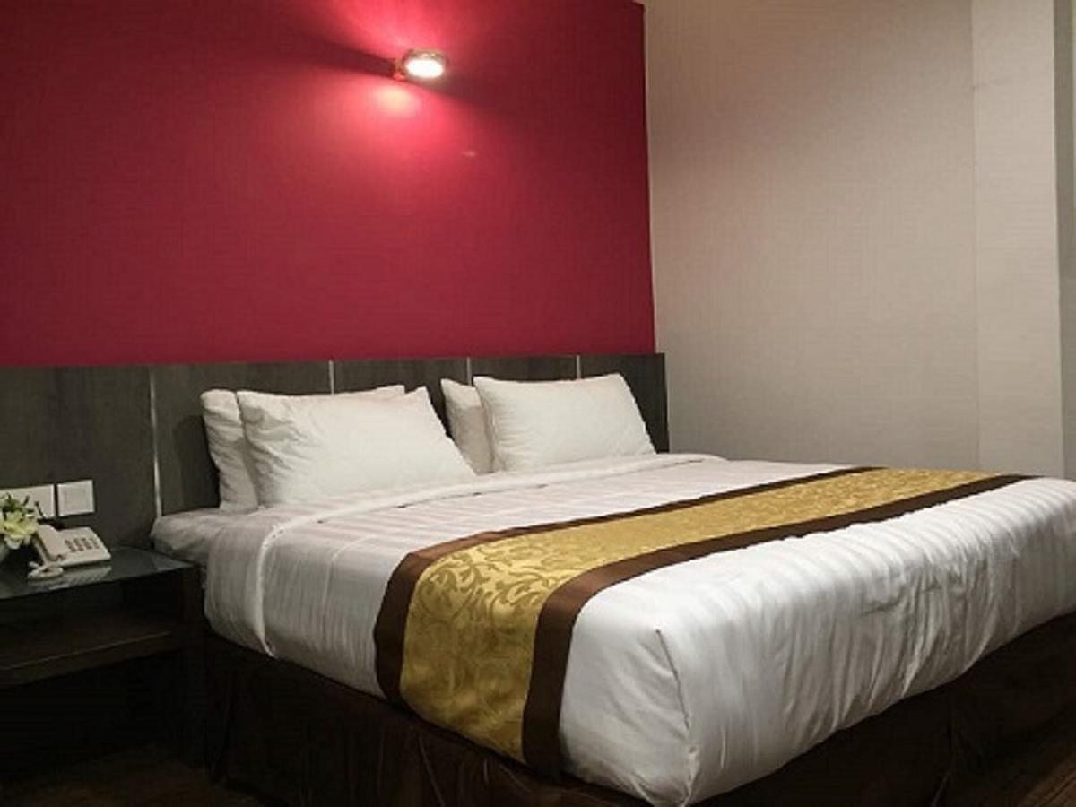 Meriton Inn Kuantan Ngoại thất bức ảnh