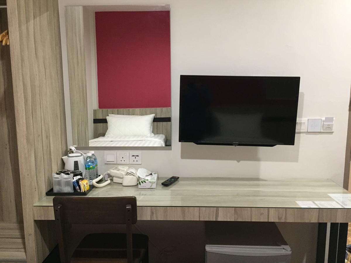 Meriton Inn Kuantan Ngoại thất bức ảnh