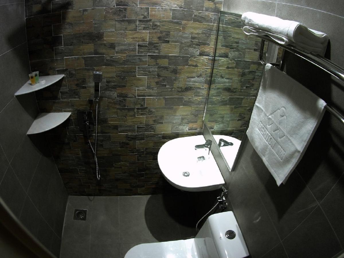 Meriton Inn Kuantan Ngoại thất bức ảnh